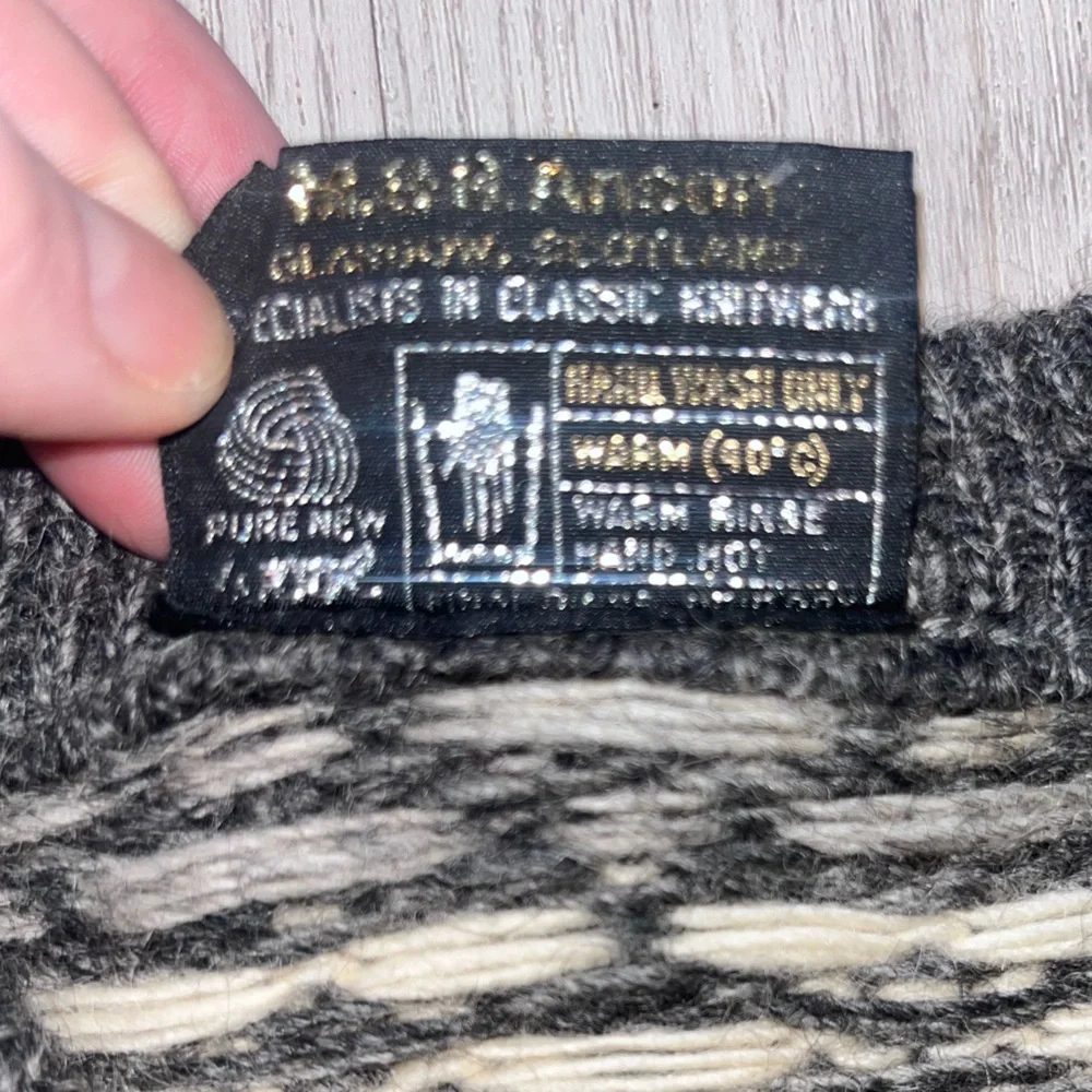 Vintage Nordic Pure Wool cardigan, handmade in Scotland Small